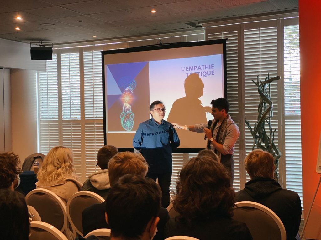 Isma Zmerli mentaliste ECE OMNES Education conférencier ingénieur